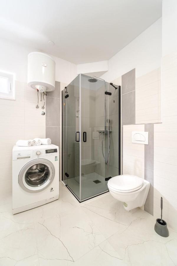 Luxury Apartmens Sebastijan&Karlo สปลิท ภายนอก รูปภาพ